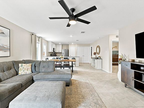 4th image of 11741 Marcellus Way