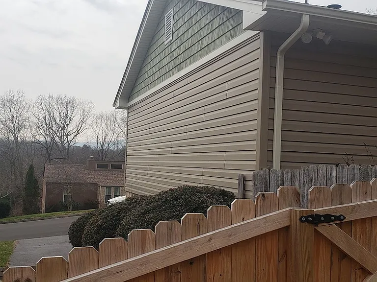 3123 Glenmont Dr — Photo 35