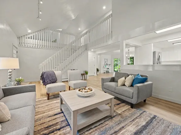 1805 Mark Alan St, Juneau, AK 99801