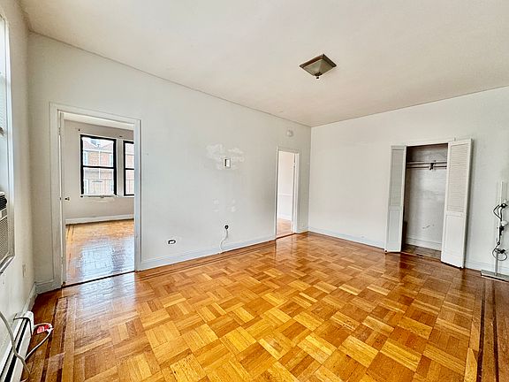 3rd image of 10-53 115th St #3