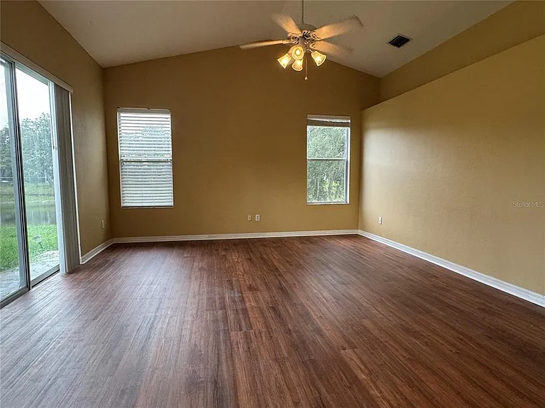 10207 Quails Landing Ave — Photo 24