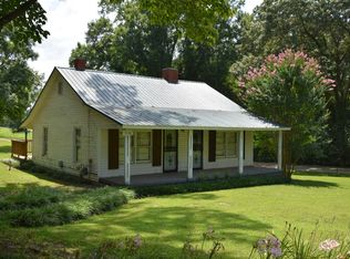 10160 Old Highway 64, Bolivar, TN 38008