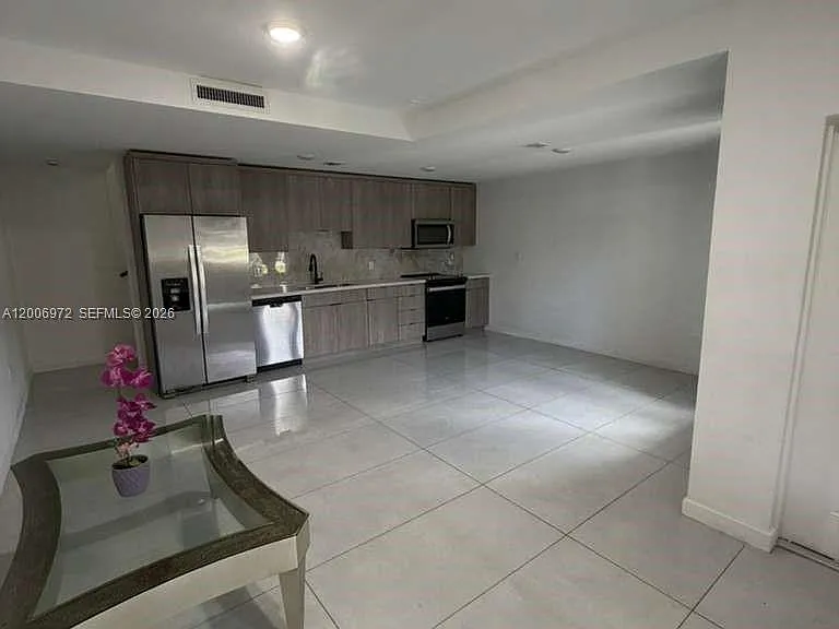 26124 SW 145th Ct — Photo 2