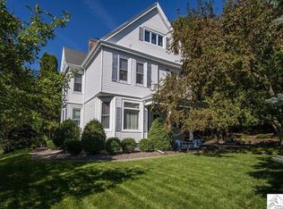 1907 Waverly Ave, Duluth, MN 55803