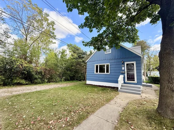 1900 South 95th STREET, Milwaukee, WI 53227