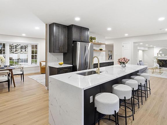 4th image of 7204 Joshua Tree Ln