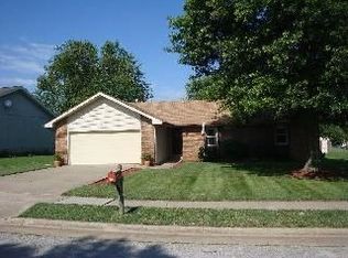 2118 S Todd Ave, Springfield, MO 65807