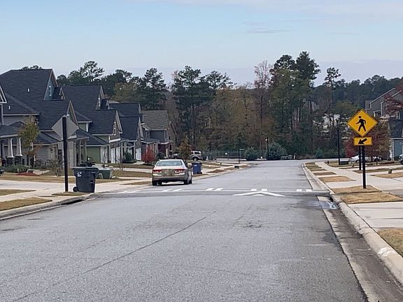 4th image of 743 Burch Creek Dr