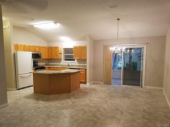 4th image of 17131 SE 94th Berrien Ct