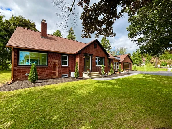 533 Gillett Rd, Spencerport, NY 14559