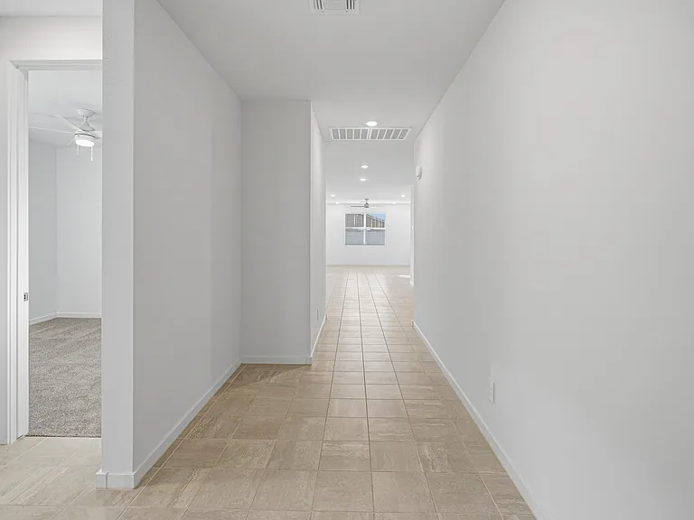 2520 E Grenache Rd — Photo 3