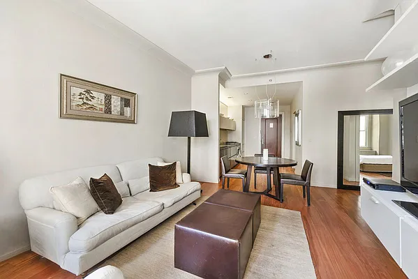 Rented by Compass | media 19
