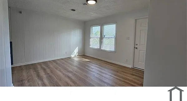 802 Saint Monica Dr — Photo 22