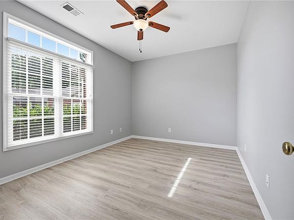 4th image of 375 Northbridge Dr
