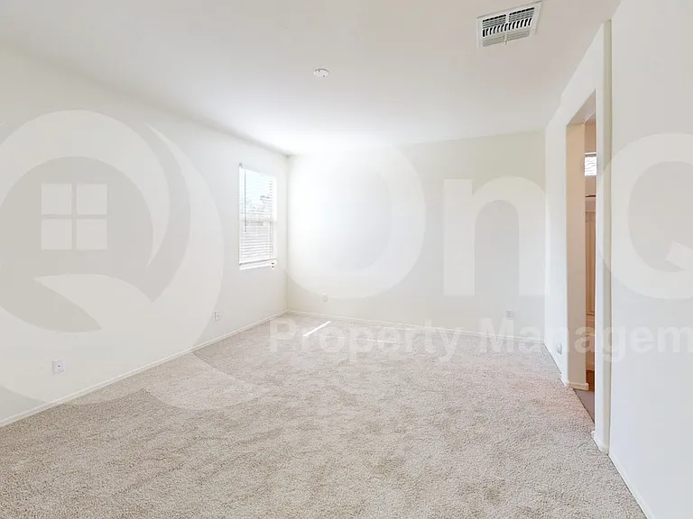 1108 S 5th St — Photo 7
