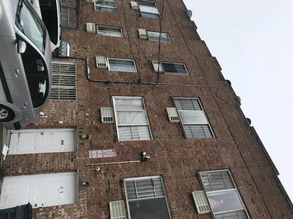 633 Coster St, Bronx, NY 10474