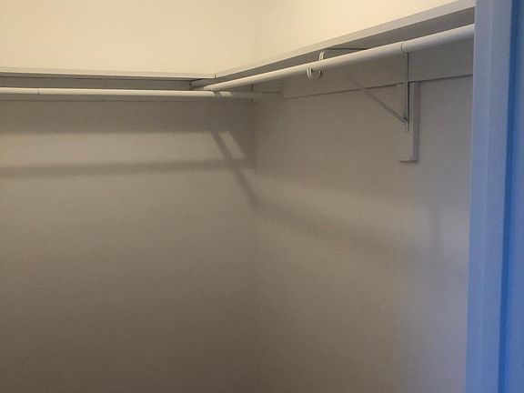 5th image of 217 Cevallos St #217