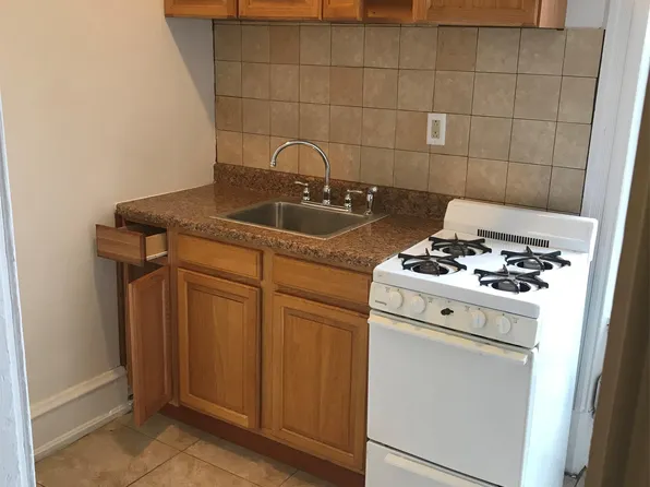 1030 Penn St, Reading, PA