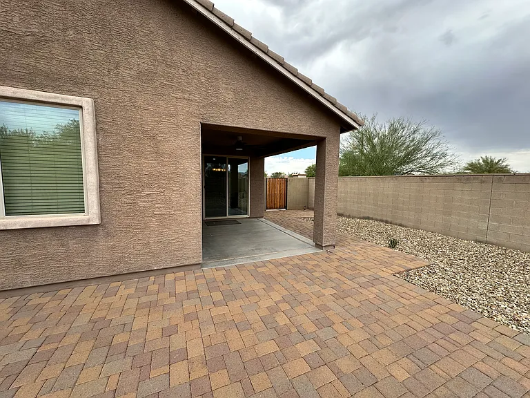 17845 W Desert Trumpet Rd — Photo 18