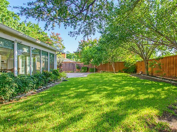 3rd image of 200 N Weatherred Dr