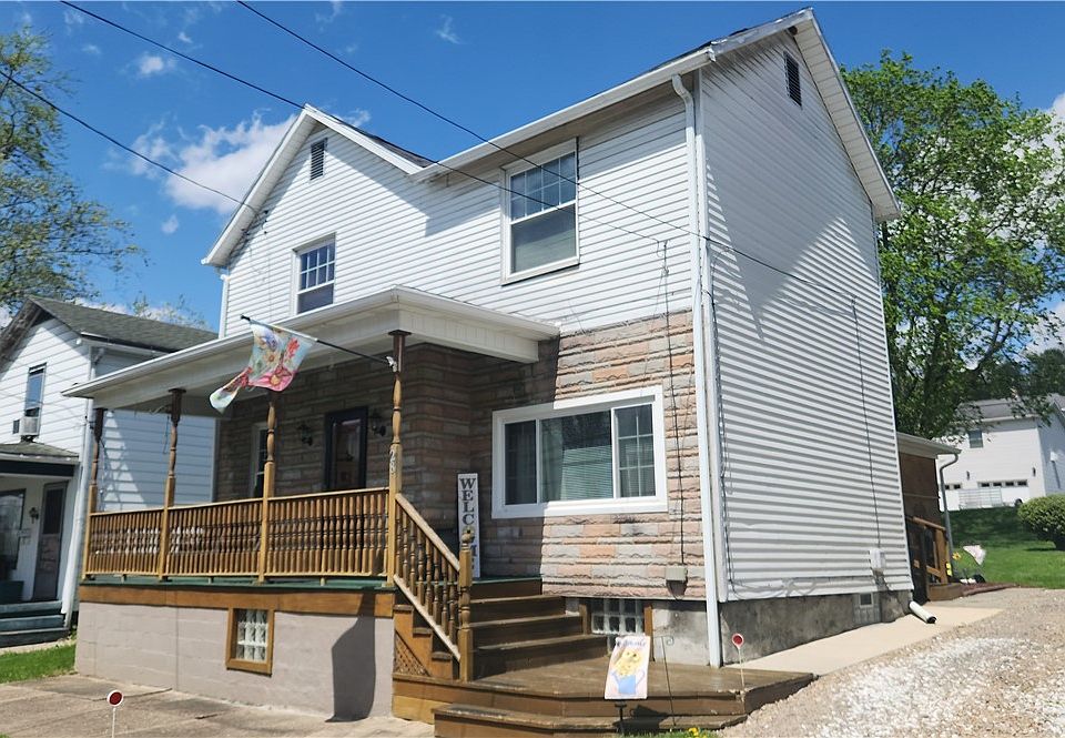 1st image of 28 W Chestnut St