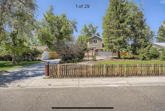 10215 W 71st Pl — Photo 3
