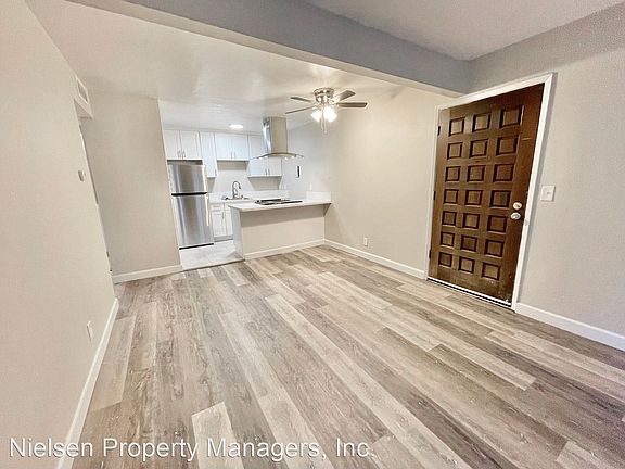 3rd image of 2811 E St #12