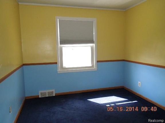 4th image of 1803 Winchester Ave