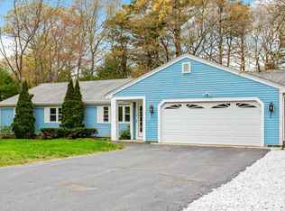 17 Foxglove Rd, Centerville, MA 02632