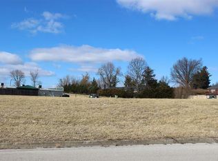 1025 Center Dr, Richmond, KY 40475