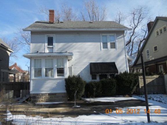 3rd image of 66 Glenwood Blvd