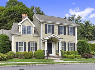 6 Cider Mill Cir, Armonk, NY 10504