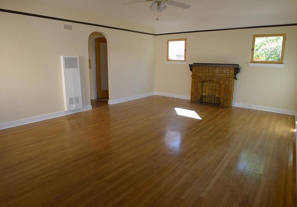 1st image of 1227 26th St