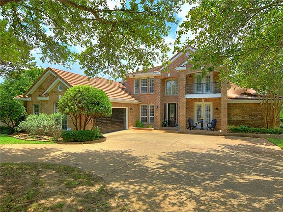 2nd image of 22 Tiburon Dr