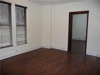 4th image of 967 Euclid Street # Main Floor