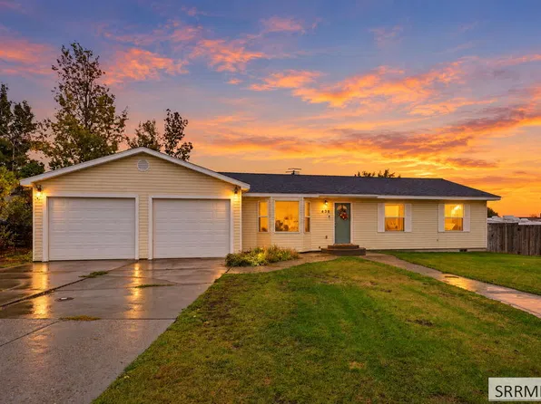 438 W Main St, Saint Anthony, ID 83445