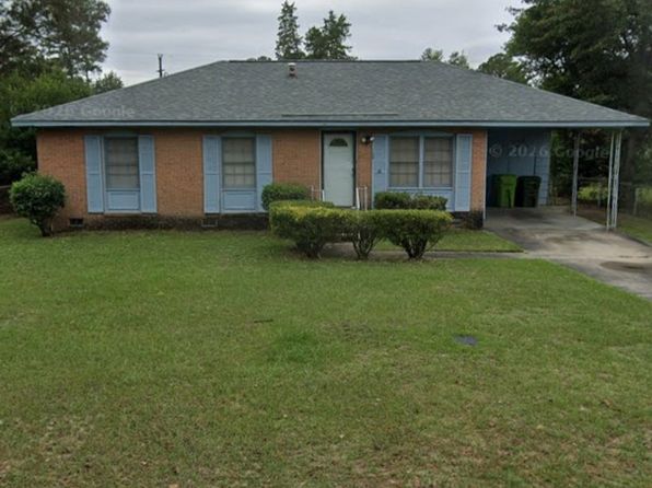 159 Redwood Ct