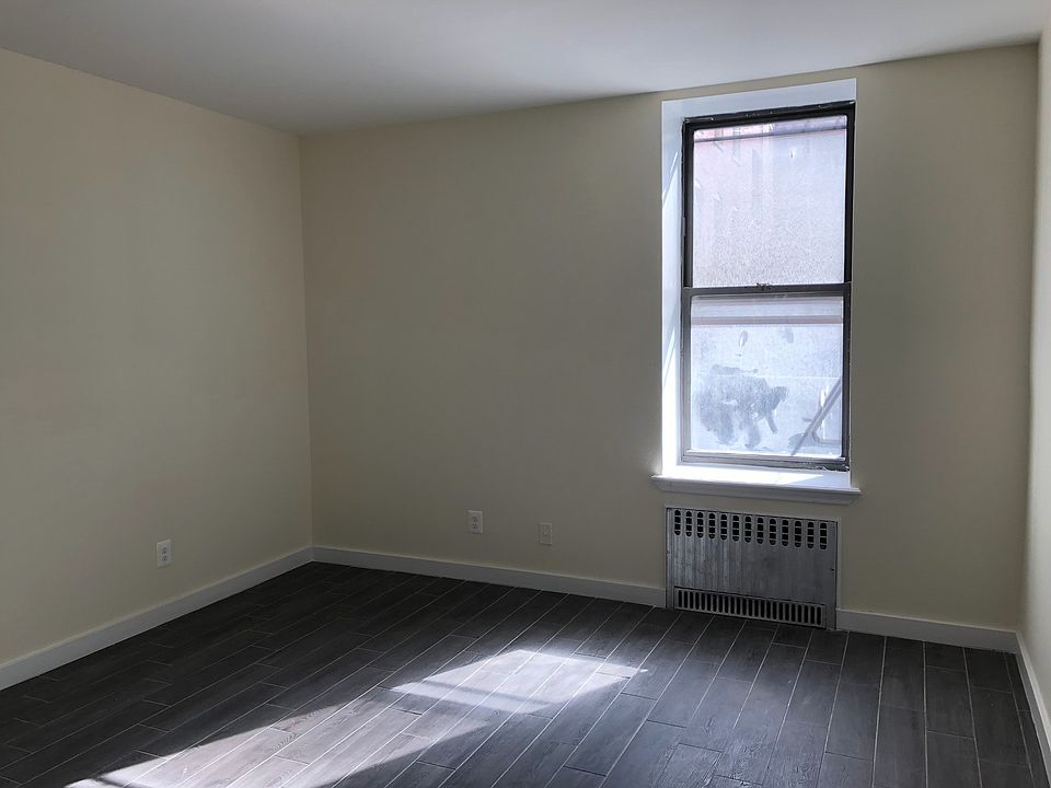 2nd image of 1256 Clay Ave #50