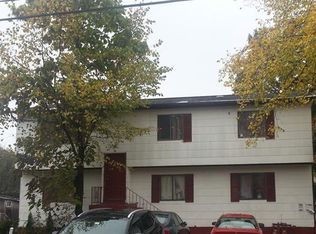 26 Division Ave, Spring Valley, NY 10977