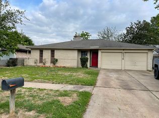 9314 Golden Wood Ln, Houston, TX 77086