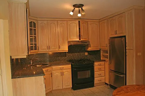 Rented by BuySell Real Estate Inc | media 32