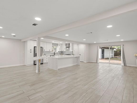 5th image of 5510 Braesvalley Dr
