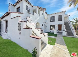 5932 Willoughby Ave, Los Angeles, CA 90038