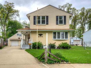 2404 Normandy Dr, Mishawaka, IN 46545