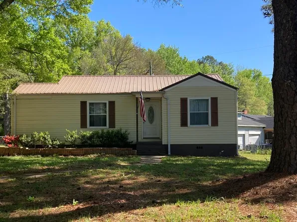 128 Phillips Cir, Columbiana, AL 35051