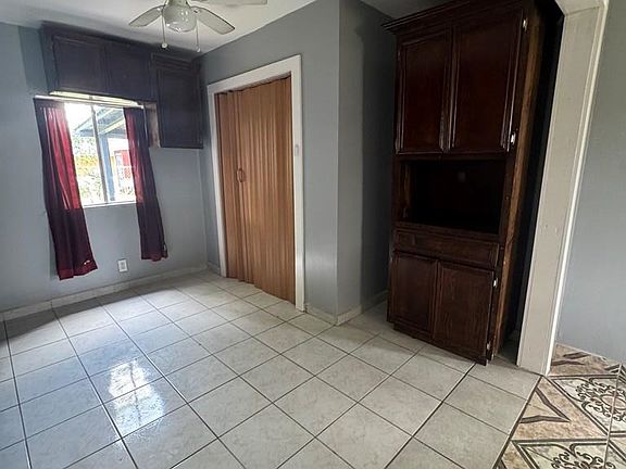 5th image of 4641 Calle La Mansion
