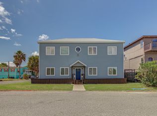 1017 11th St #1, Galveston, TX 77550