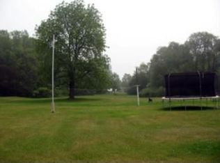 1409 S Lakeshore Rd, Harbor Beach, MI 48441