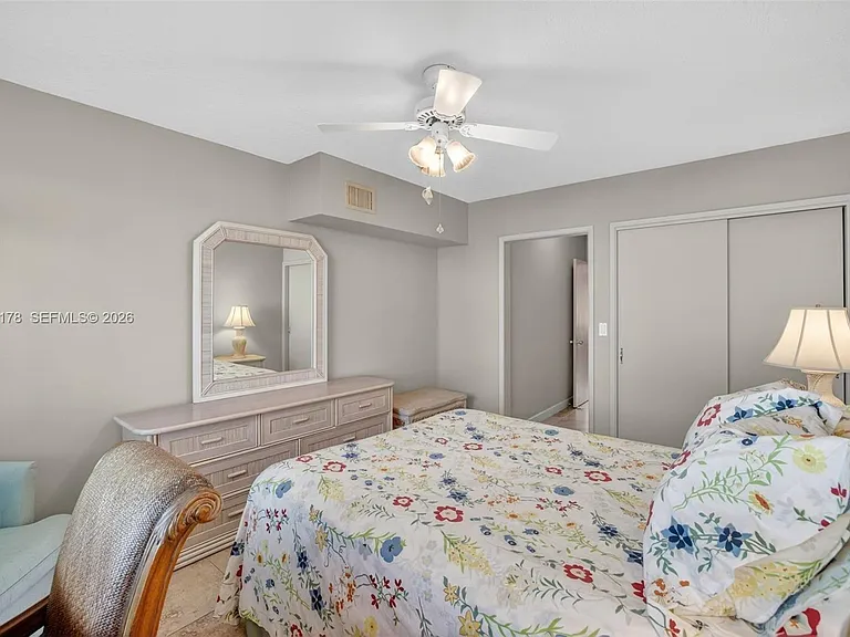 180 Isle Of Venice Dr #121 — Photo 29