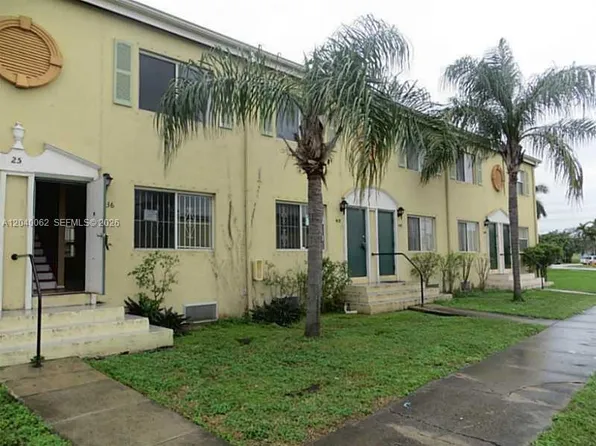 436 NW 84th Ter #436, Miami, FL 33150